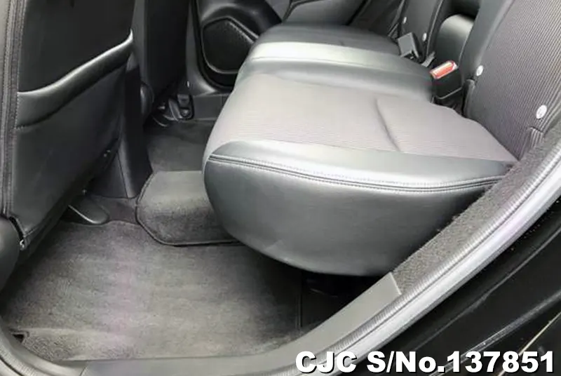 Honda Fit in Black for Sale Image 11