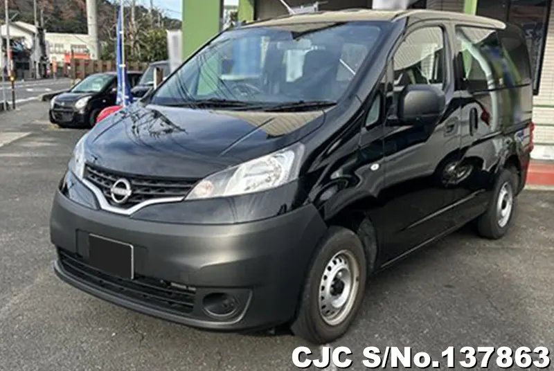 Nissan / NV200 2022