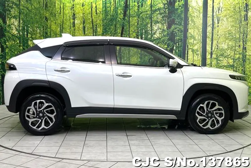 Suzuki Fronx in Pearl for Sale Image 6
