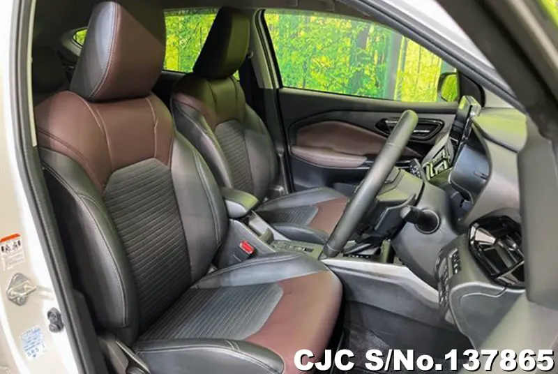Suzuki Fronx in Pearl for Sale Image 8