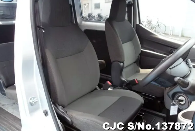 Nissan NV200 in Silver for Sale Image 10