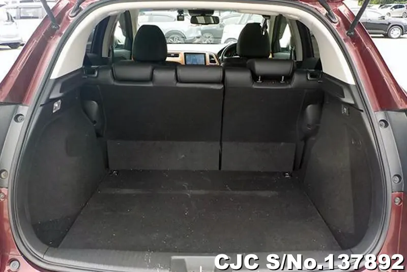 Honda Vezel in Wine for Sale Image 8