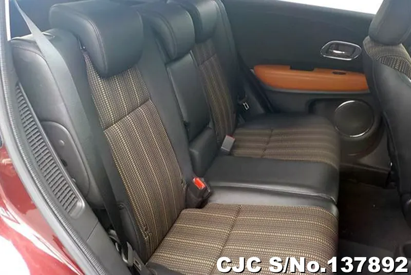 Honda Vezel in Wine for Sale Image 18
