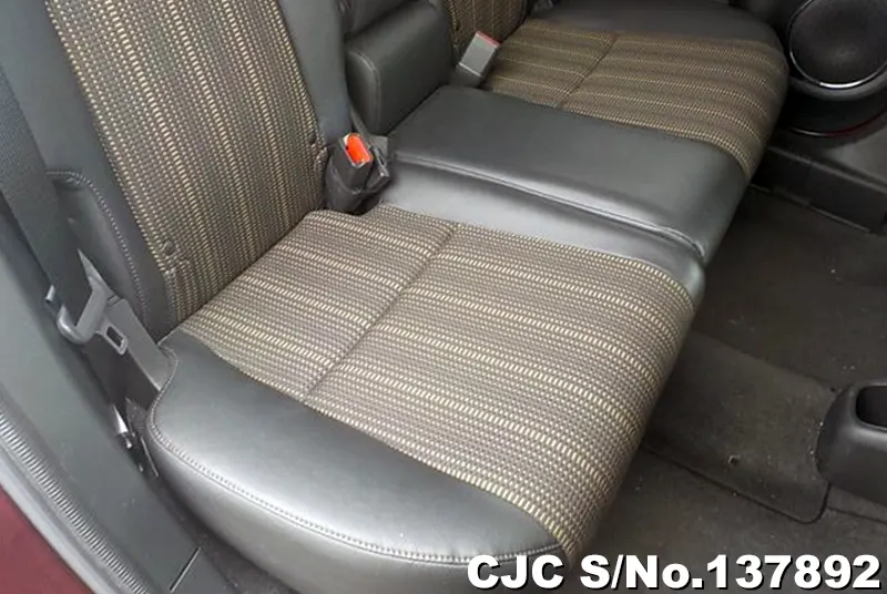 Honda Vezel in Wine for Sale Image 21