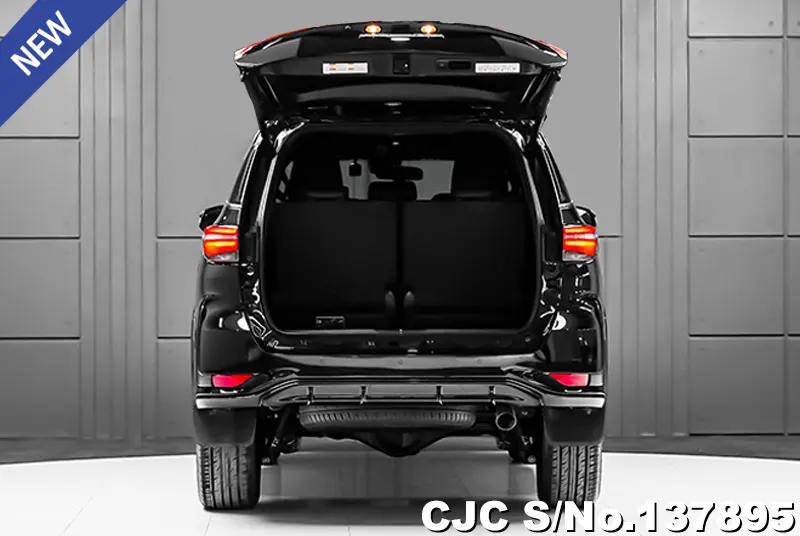 Toyota Fortuner in Black for Sale Image 6