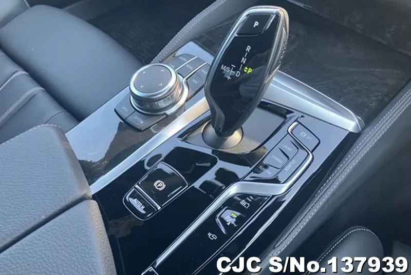 BMW 5 Series in Black for Sale Image 15