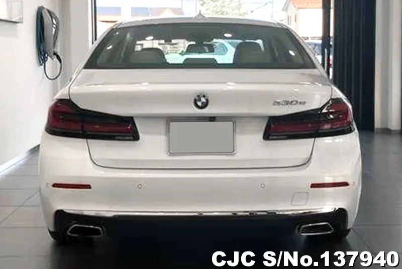 BMW 5 Series in White for Sale Image 3