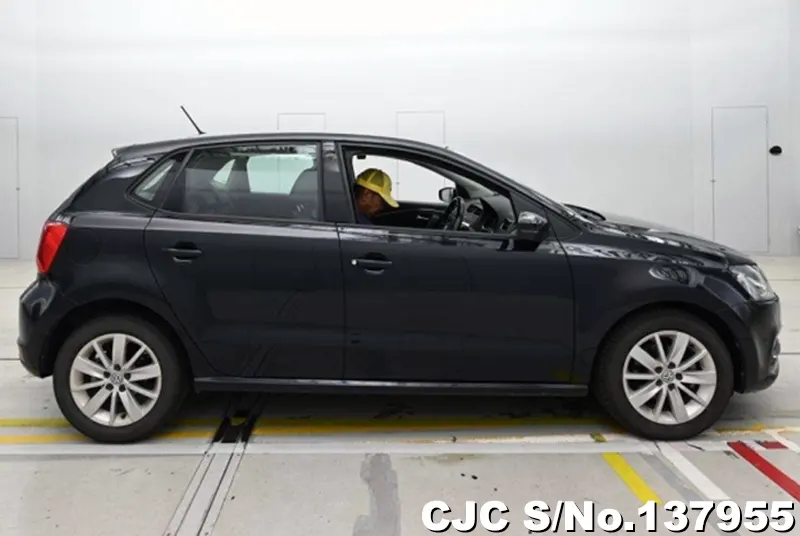 Volkswagen Polo in Black for Sale Image 6