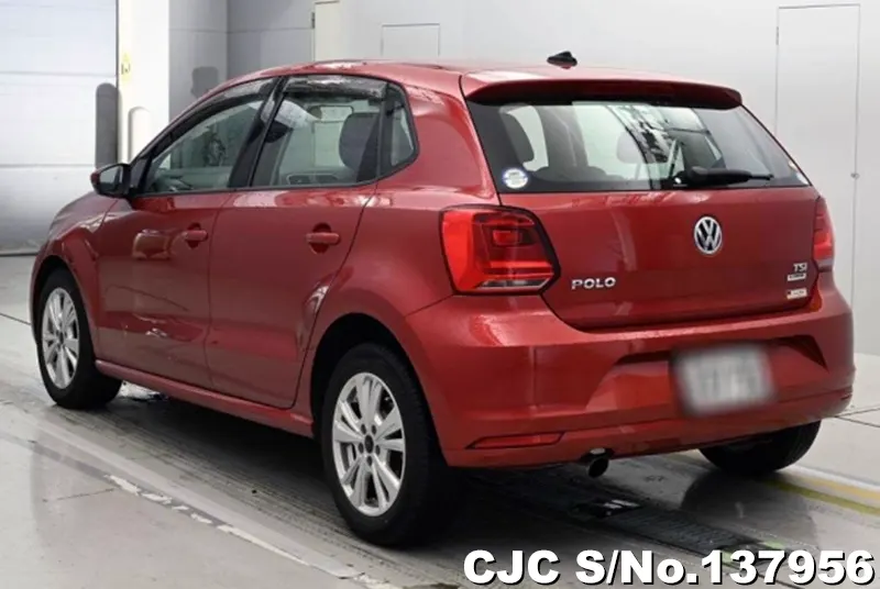 Volkswagen Polo in Red for Sale Image 1