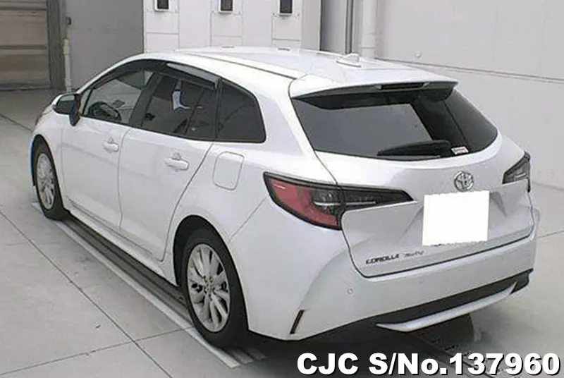 Toyota Corolla Touring in White for Sale Image 1