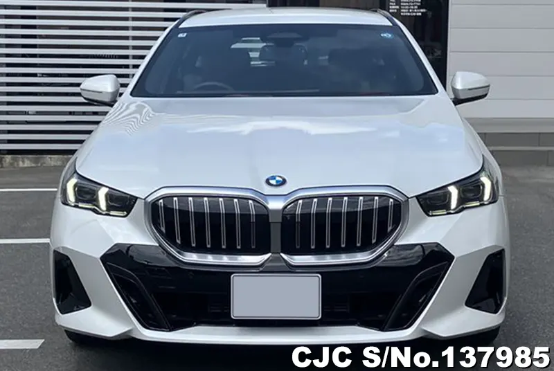 BMW 5 Series in White for Sale Image 4