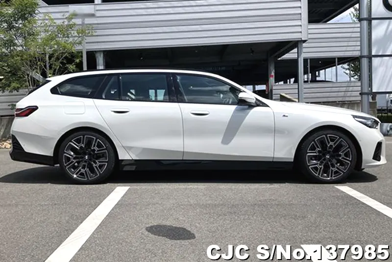 BMW 5 Series in White for Sale Image 6