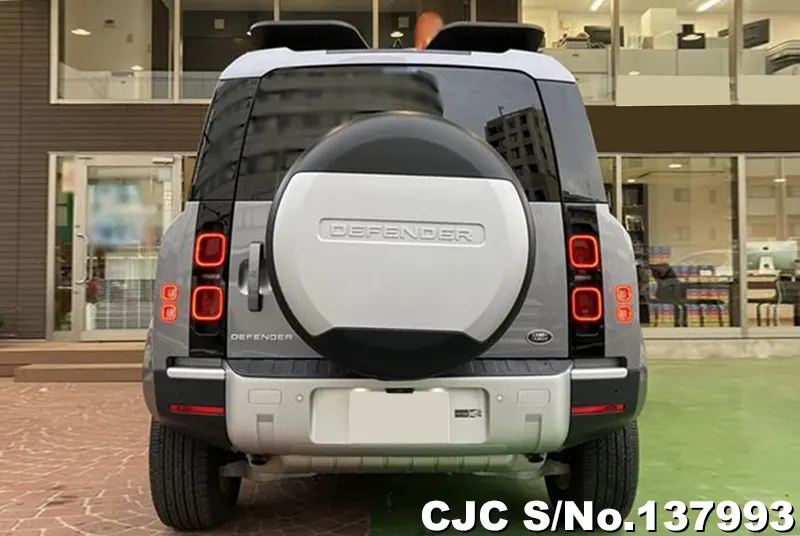 Land Rover Defender in Gun Metallic for Sale Image 5