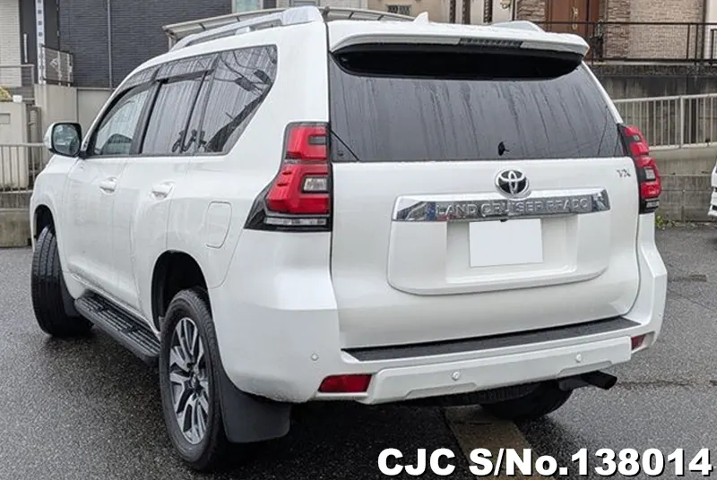 Toyota Land Cruiser Prado in Pearl for Sale Image 1