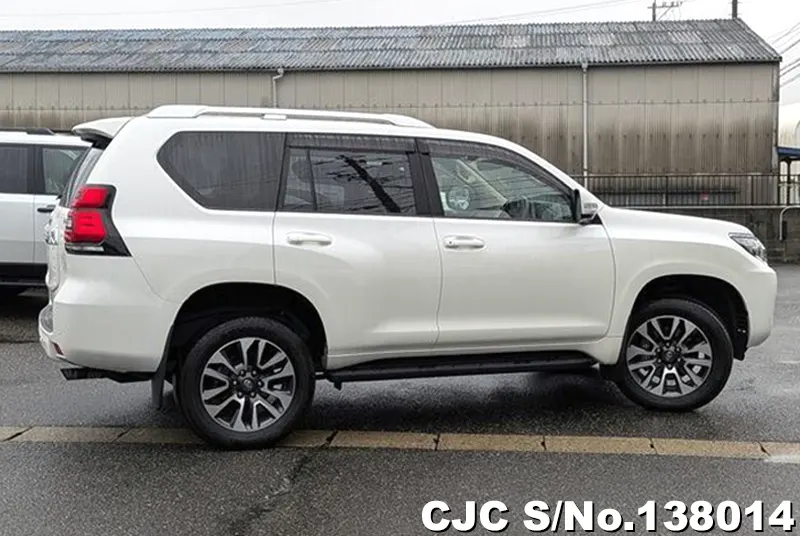 Toyota Land Cruiser Prado in Pearl for Sale Image 4