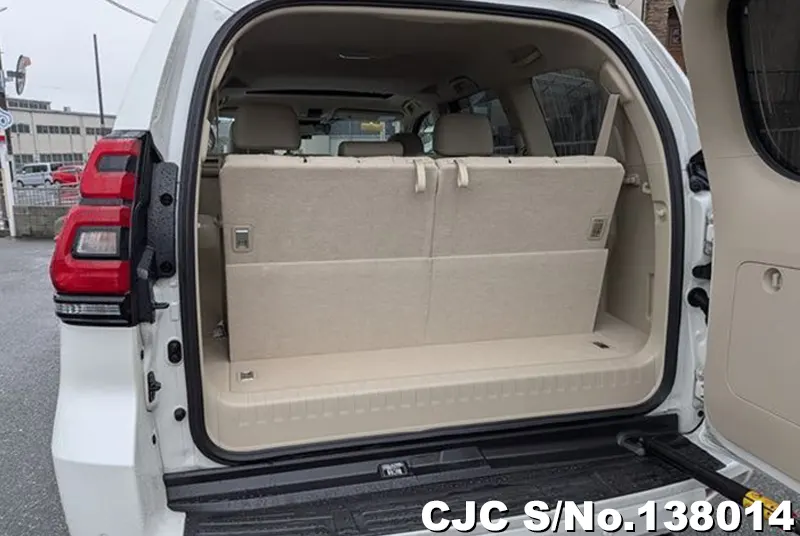 Toyota Land Cruiser Prado in Pearl for Sale Image 6