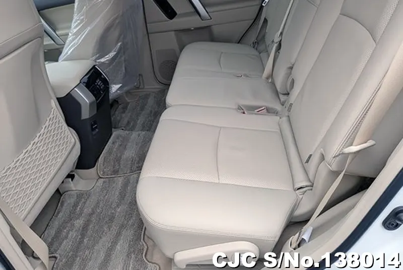 Toyota Land Cruiser Prado in Pearl for Sale Image 16