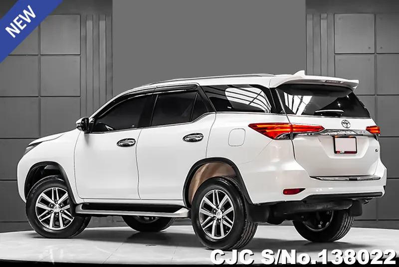 Toyota Fortuner in White for Sale Image 1