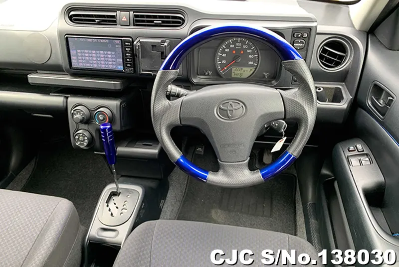 Toyota Probox in Silver for Sale Image 9