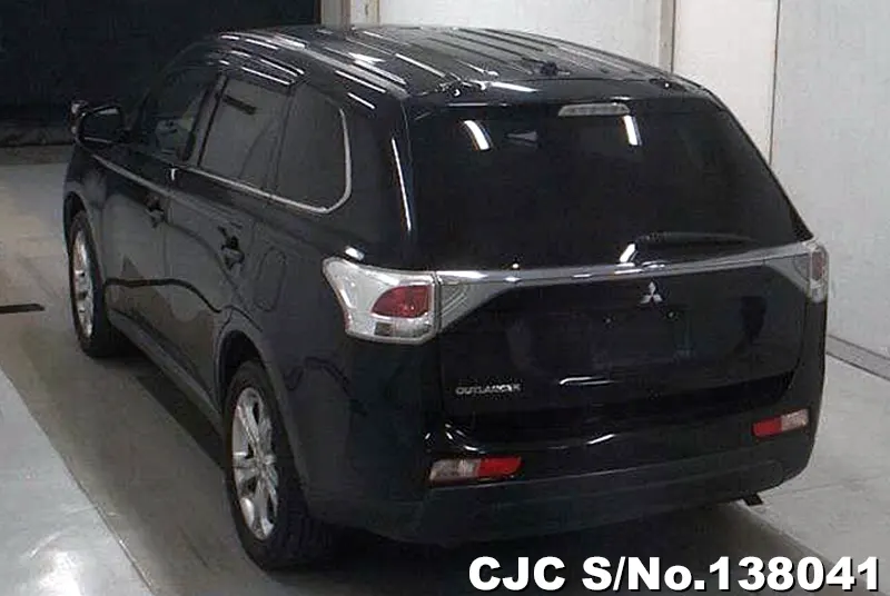 Mitsubishi Outlander in Black for Sale Image 1