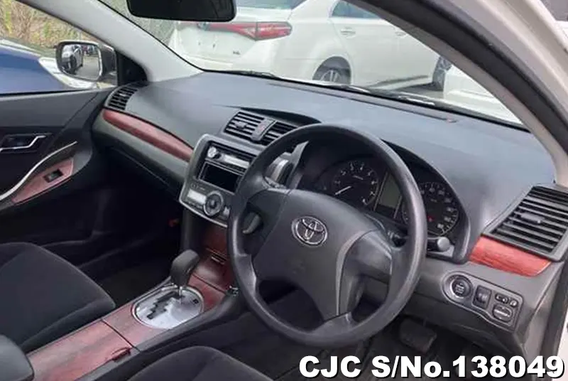 Toyota Premio in White for Sale Image 4
