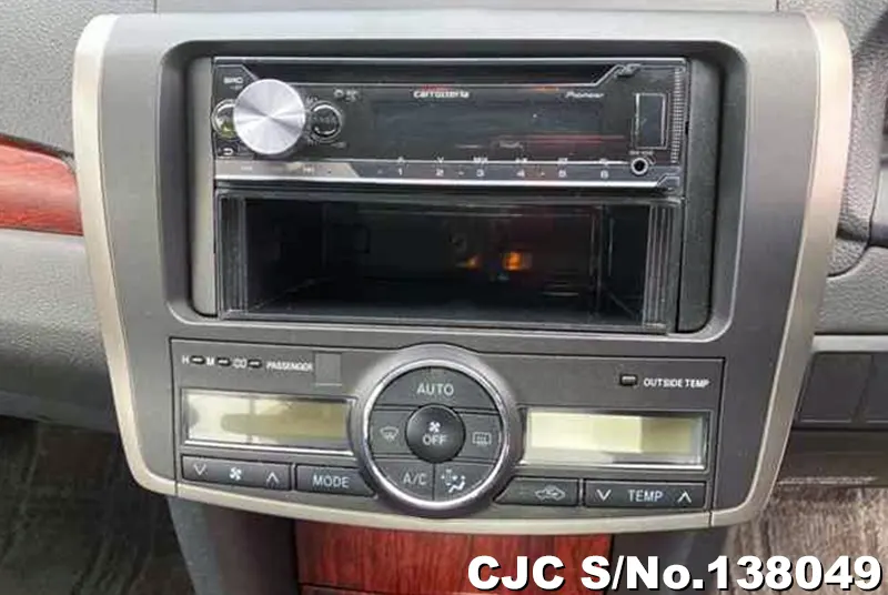 Toyota Premio in White for Sale Image 7