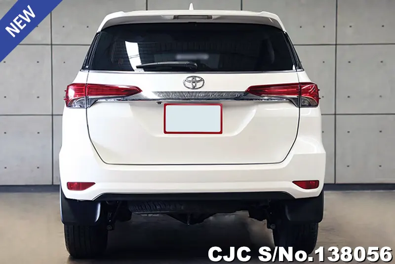 Toyota Fortuner in White for Sale Image 3