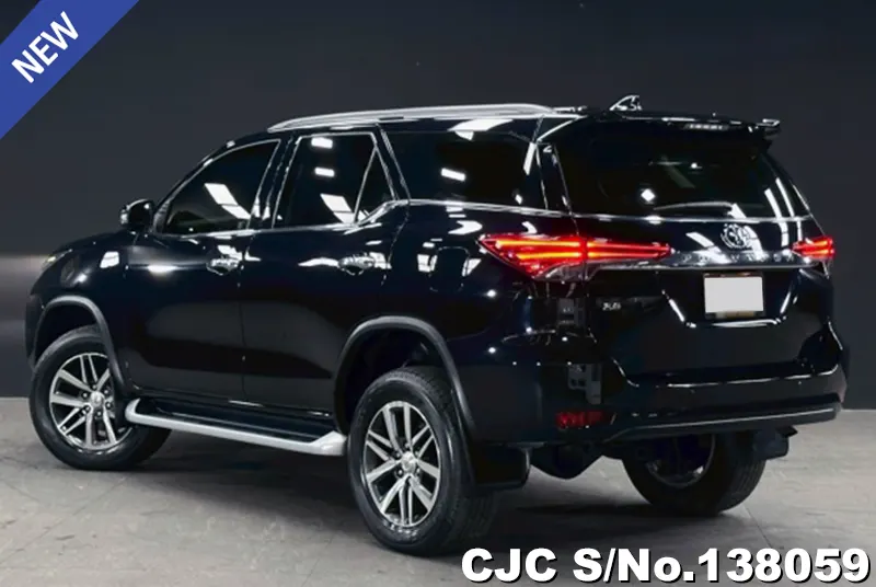 Toyota Fortuner in Black for Sale Image 1