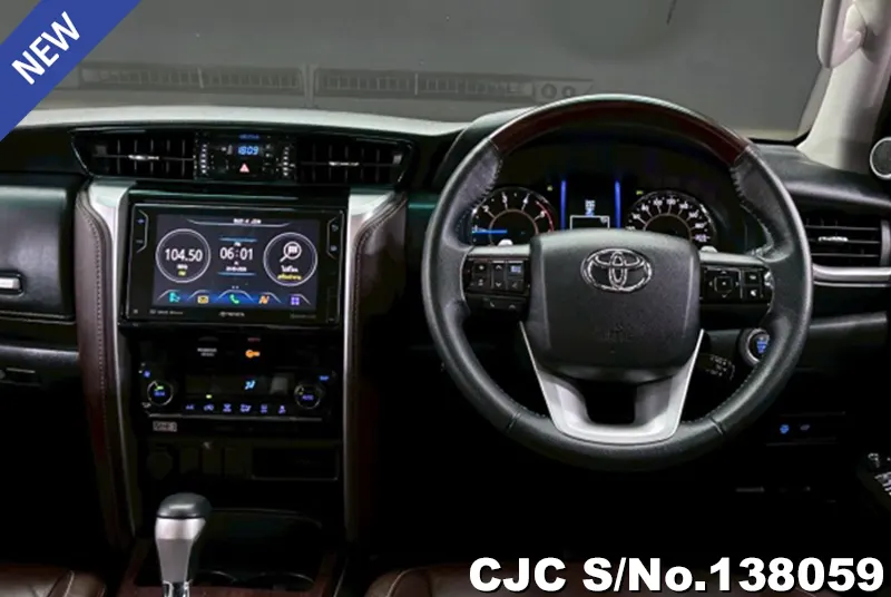 Toyota Fortuner in Black for Sale Image 7
