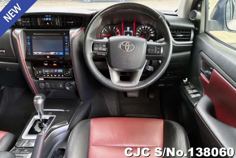 Toyota Fortuner in White for Sale Image 4