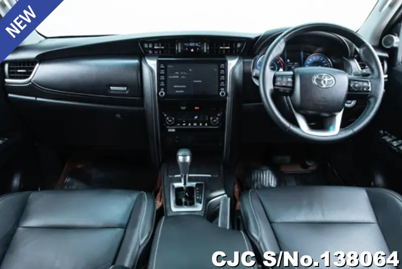 Toyota Fortuner in Black for Sale Image 5