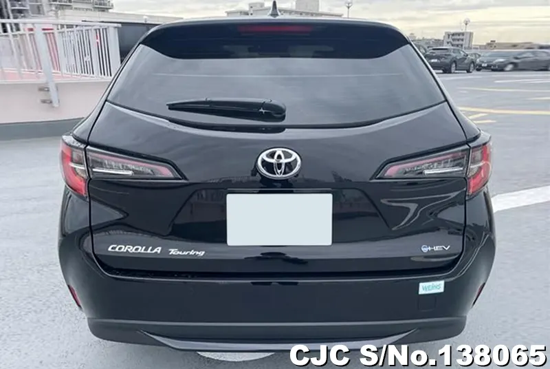 Toyota Corolla Touring in Black for Sale Image 5