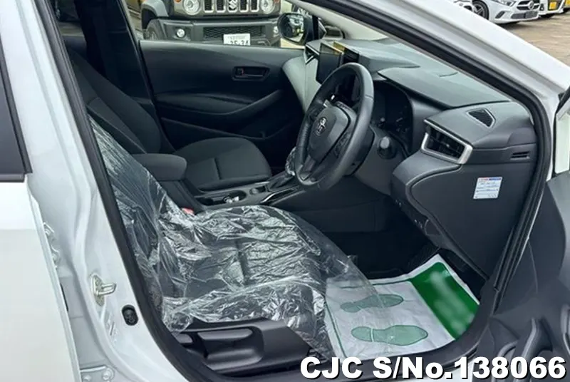 Toyota Corolla Touring in White for Sale Image 9
