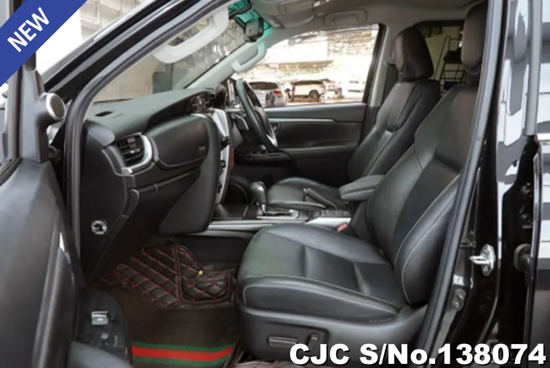 Toyota Fortuner in Black for Sale Image 8