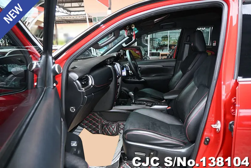 Toyota Fortuner in Red for Sale Image 8