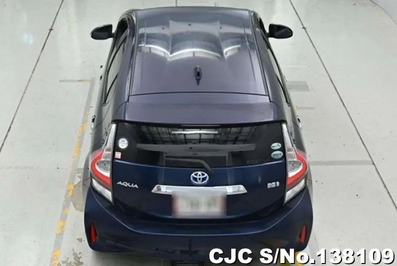Toyota Aqua in Black for Sale Image 5