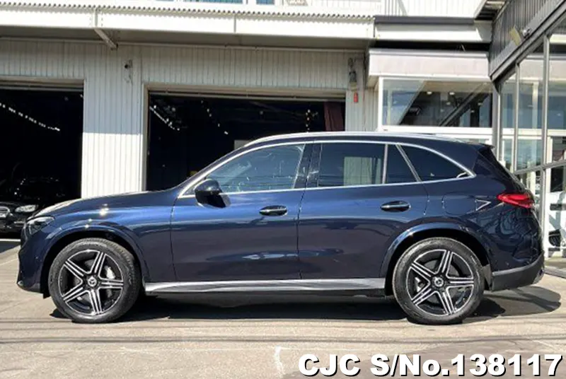 Mercedes Benz GLC Class in Blue for Sale Image 4
