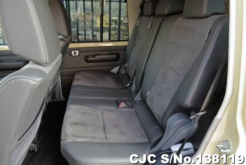 Toyota Land Cruiser in Brown for Sale Image 4