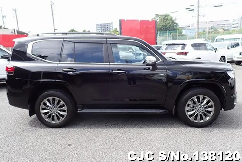 Toyota Land Cruiser in Black for Sale Image 6