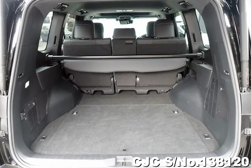 Toyota Land Cruiser in Black for Sale Image 8