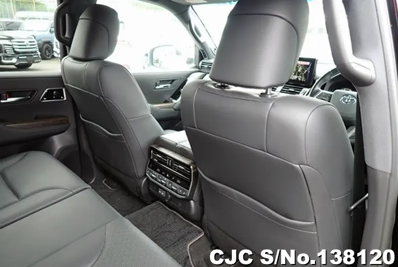 Toyota Land Cruiser in Black for Sale Image 17