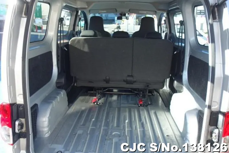 Nissan NV200 in Silver for Sale Image 10