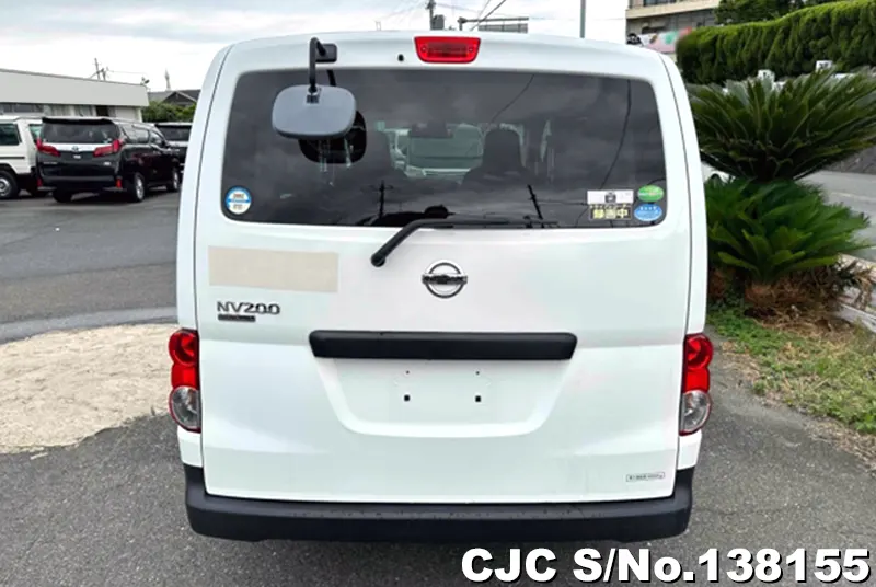 Nissan NV200 in White for Sale Image 3