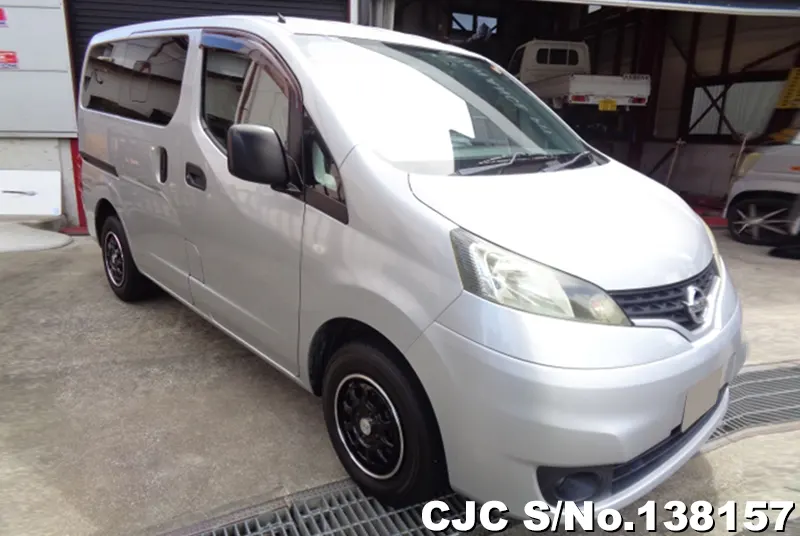 Nissan / NV200 2012