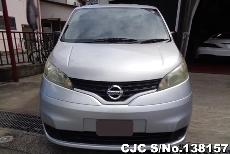 Nissan NV200 in Silver for Sale Image 4
