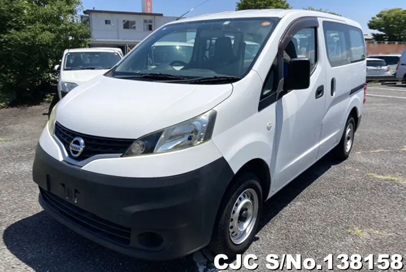 Nissan NV200 in White for Sale Image 3
