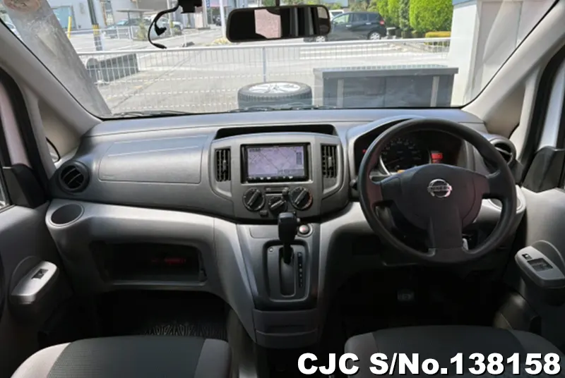Nissan NV200 in White for Sale Image 9