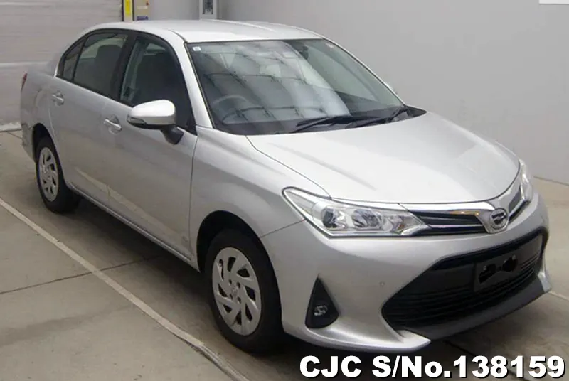 Toyota / Corolla Axio 2021