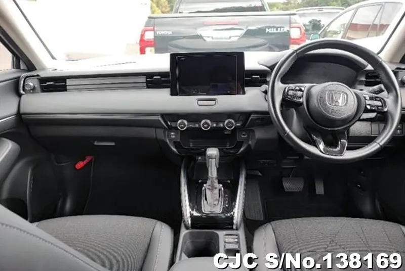 Honda Vezel in Pearl for Sale Image 3