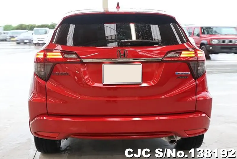 Honda Vezel in Red for Sale Image 5